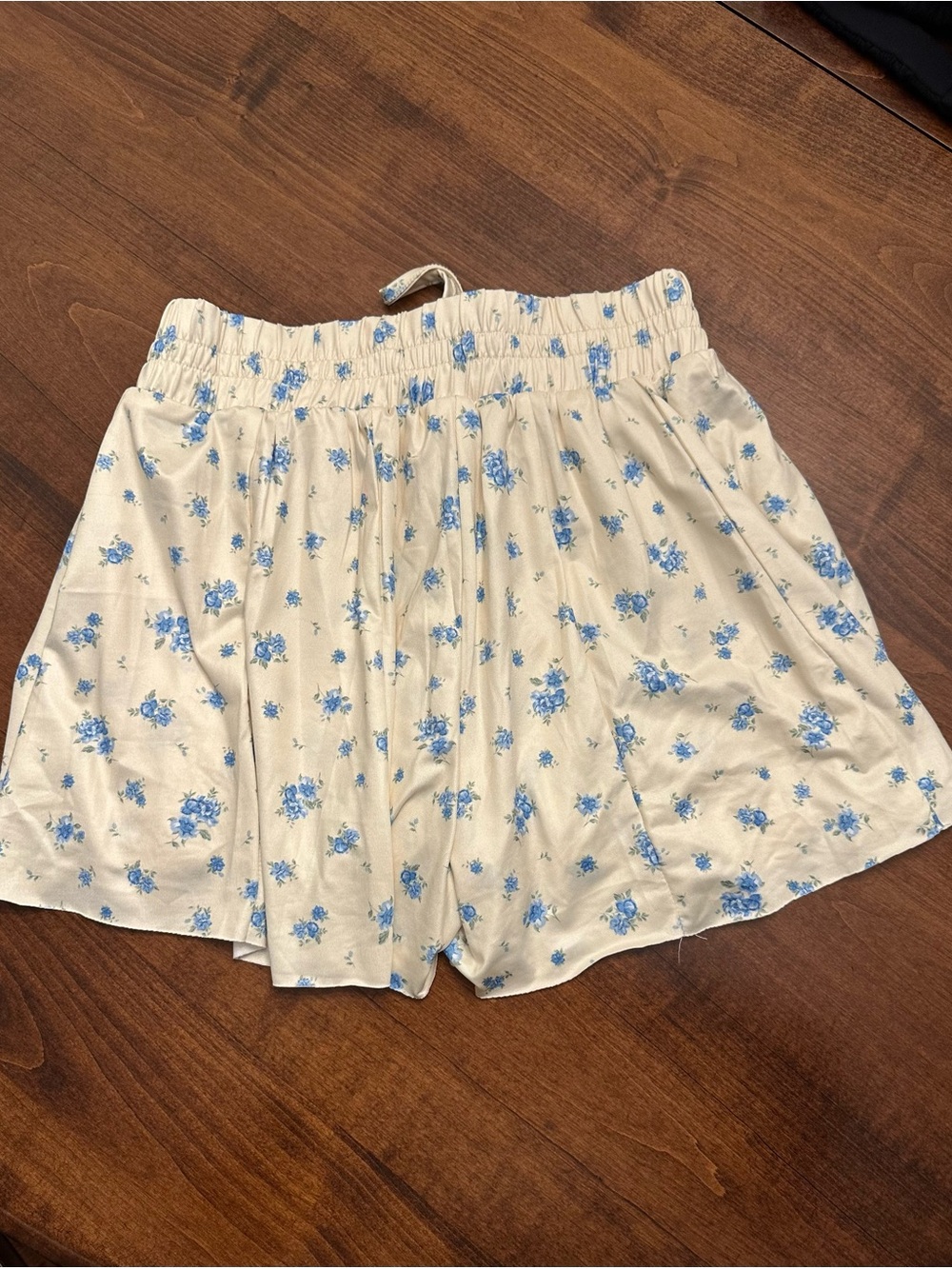 AS Revival - Butter Yellow Flowy Athletic Shorts Blue Bouquet Print (XS) - Picture 6 of 6